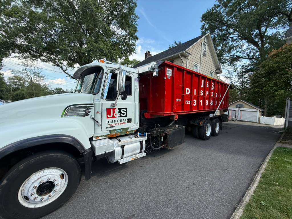 How Dumpster Rentals Make Cleanup Easier